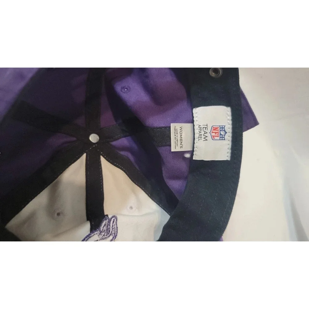 NFL Team Apparel Women's White & Purple Minnesota Vikings Cap Adjustable